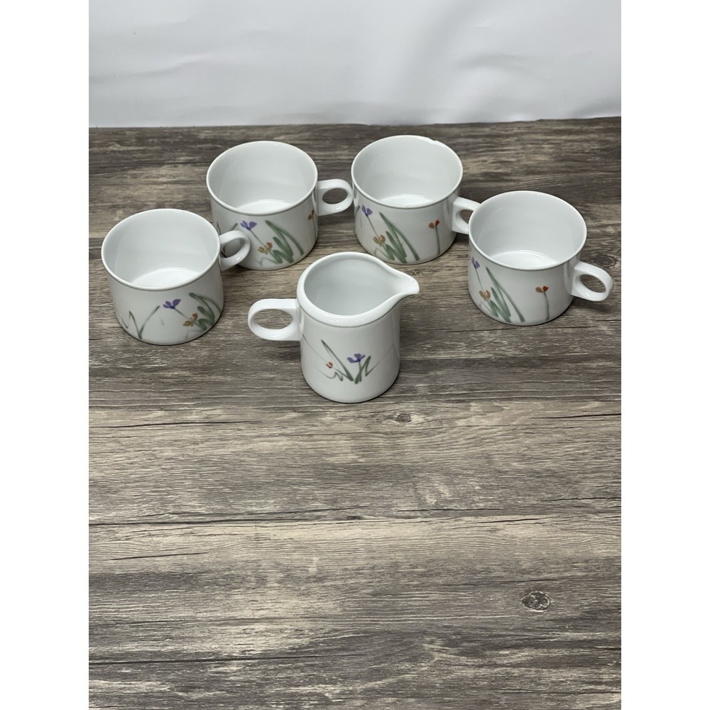 Mikasa Metro Sketch Book Cups and Creamer Set Bob Van Allen L9175 Ceramic White